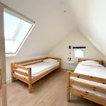 بيت للعطل Logeren Bij Laura Schulder