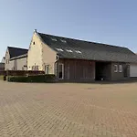 بيت للعطل Logeren Bij Laura *