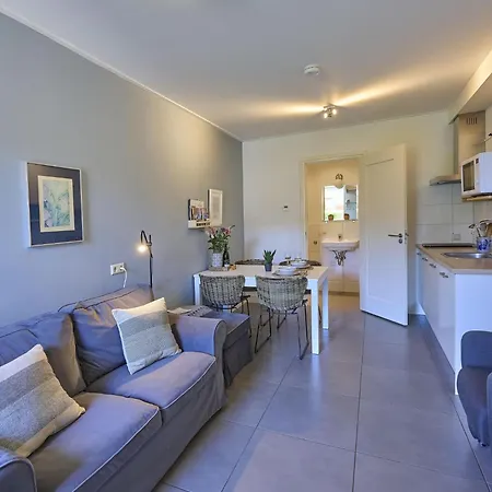 Logeren Bij Laura Holiday home